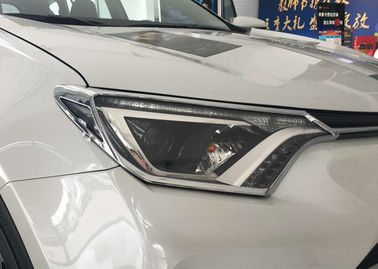 China TOYOTA RAV4 2016 2017 Nieuwe auto accessoires Auto koplamp bedekkingen en staart lamp gieten leverancier