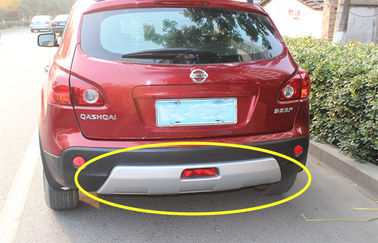China ABS Autolichaamsuitrustingen, Plastic Bumperbeschermer voor Nissan Qashqai de Bumpersteunbalk van 2008 - van 2014 leverancier