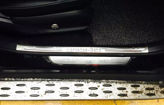 Goede prijs. Vlekvrye staal deurschermplaten Voor Mercedes Benz GLC 2015 / Side Door Scuff Plate online