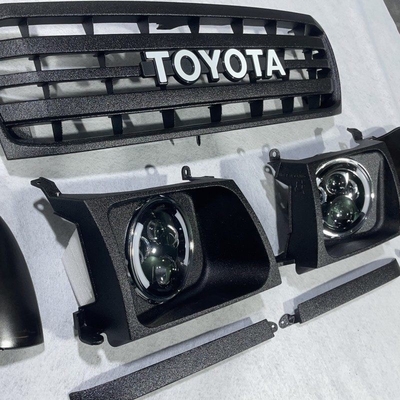 Goede prijs. OEM Compatibel 5311190A09/5310160030 Toyota Land Cruise Originele grootte Voorgril Met Zwarte / Witte / Chrome Trim online