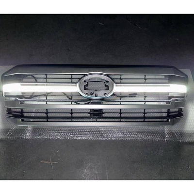 Goede prijs. 5310160450 Toyota ABS Plastic Front Grille Radiator Grill Met Led Light OEM 5310160450 online